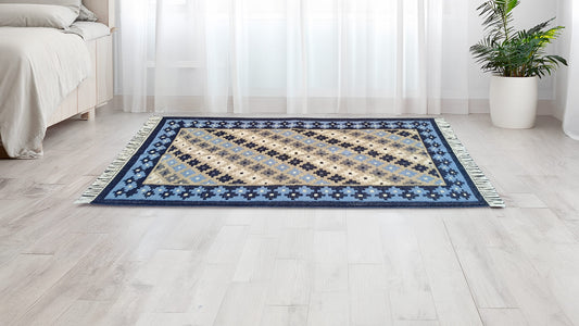 Blue and Beige Leher