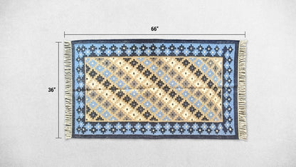 Blue and Beige Leher
